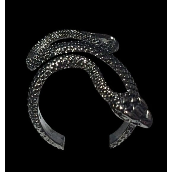Gothic Gunmetal Tone Textured Snake Ring Size 5 1/2 - Picture 9 of 14